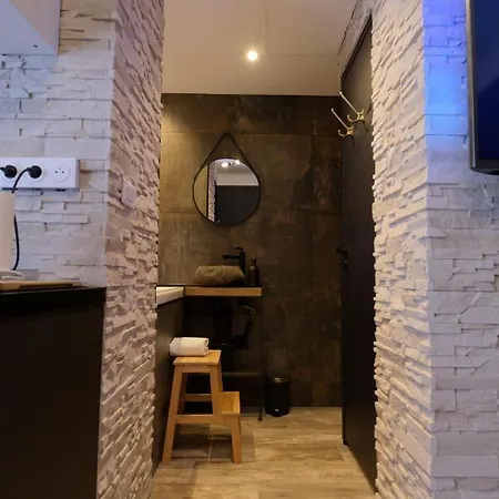 & - Balneo - Queen Size - Cocooning Apartment